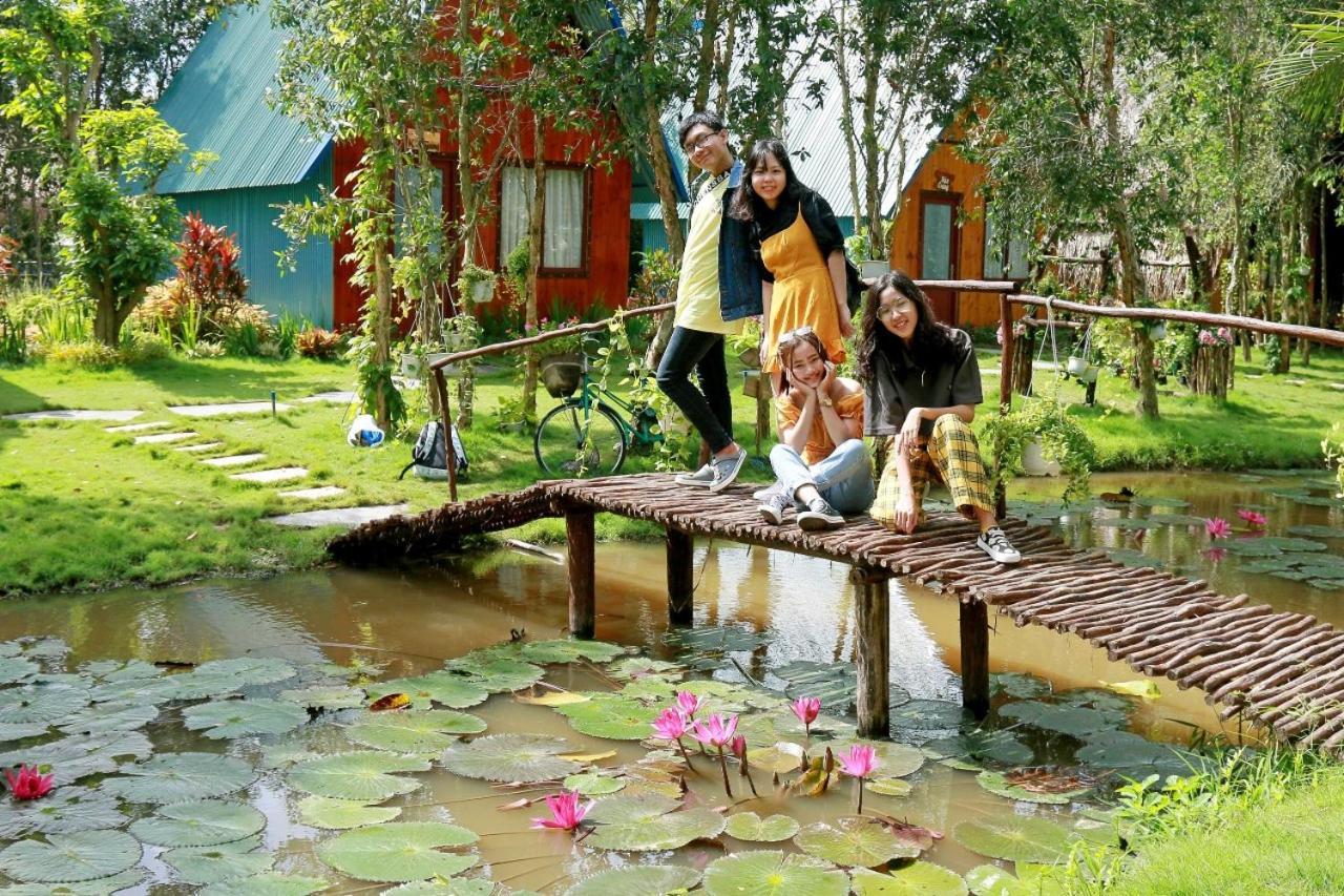 Отель Khu Du Lich Sinh Thai Hoang Hao Виньлонг Экстерьер фото